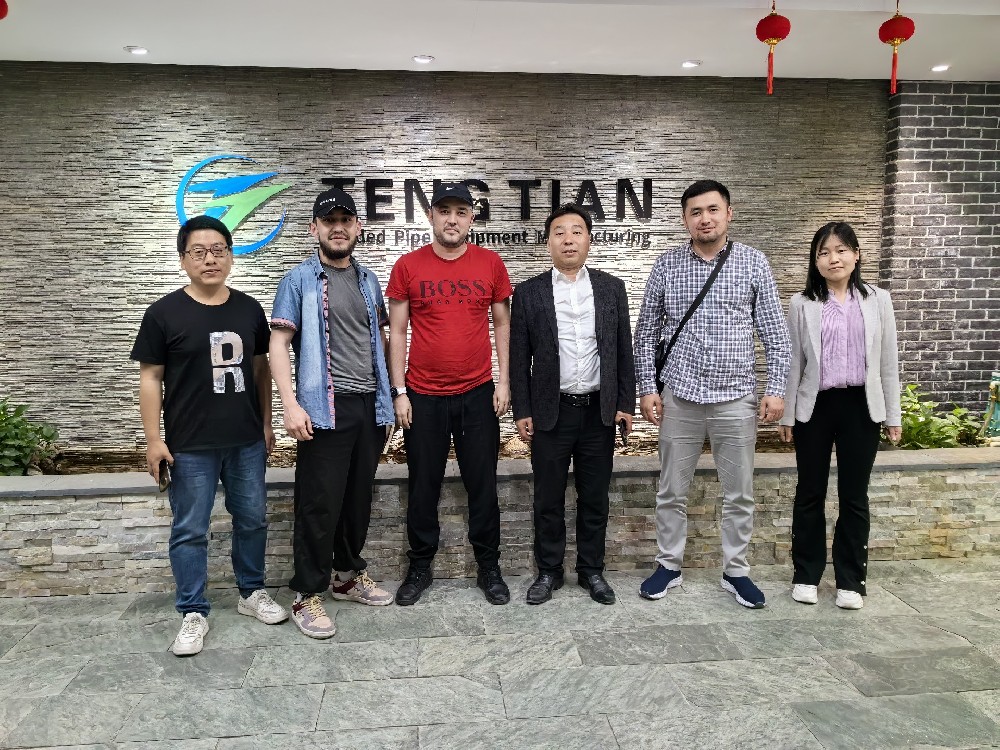 客戶(hù)達(dá)成合作